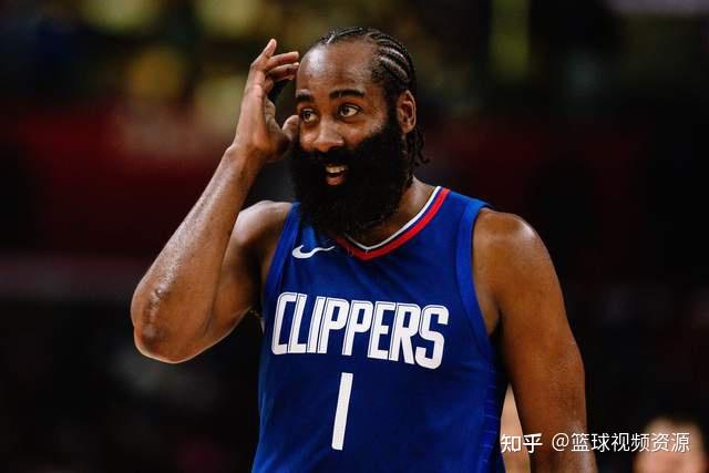 NBA夏联-程帅澎16分 中国男篮50-101惨败国王